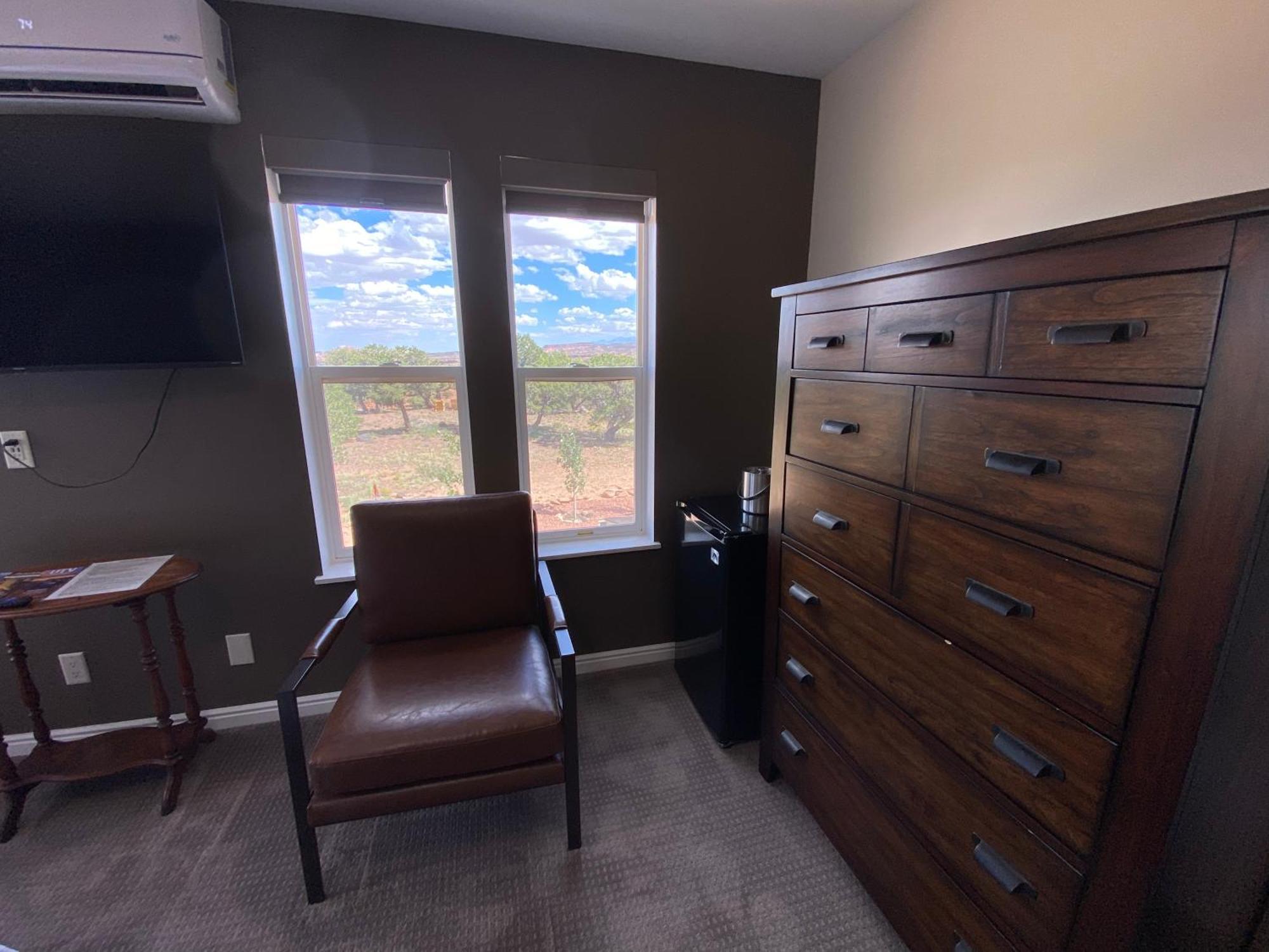 Skyridge Inn Торри Экстерьер фото
